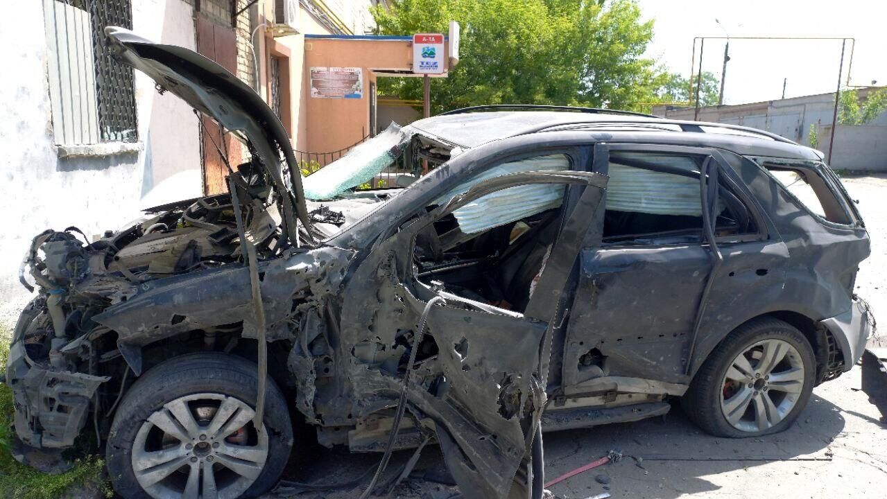 В Мелитополе в результате удара ВСУ повреждены три частных дома и автомобили