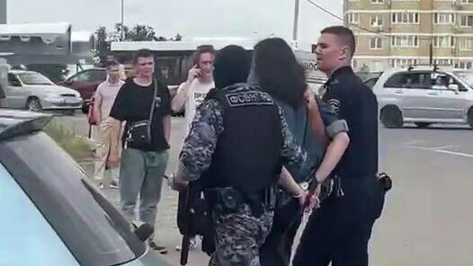 Мужчина, задержавший преступника в ТЦ Краснодара, собирается вновь отправиться в зону СВО