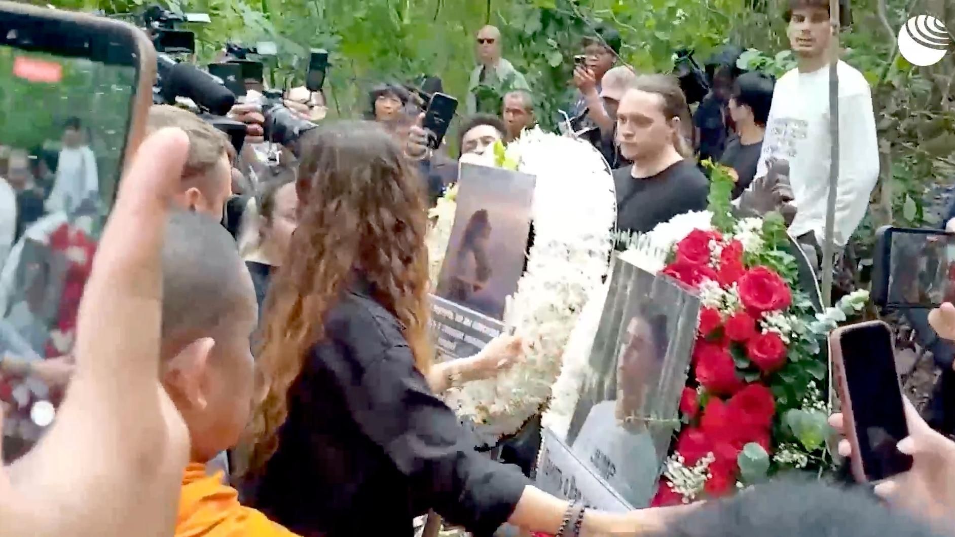 Мама Назимовых призвала всех родителей чаще обнимать своих детей